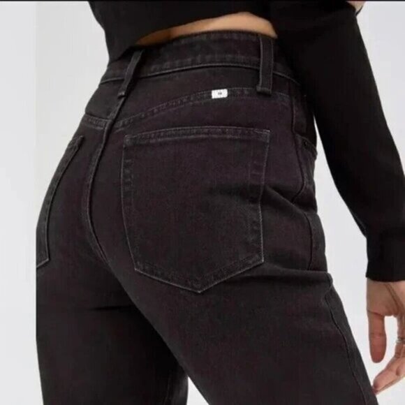 Aritzia Sunday Best High Rise Tapered Leg Jean Womens Size 2 Washed Black - Picture 2 of 8